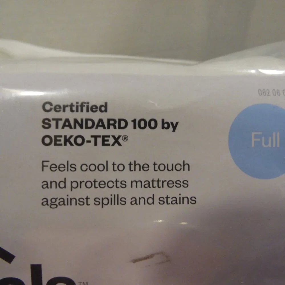 Mattress Pad Full Sized Water Proof-Cool Touch-Up to a 15